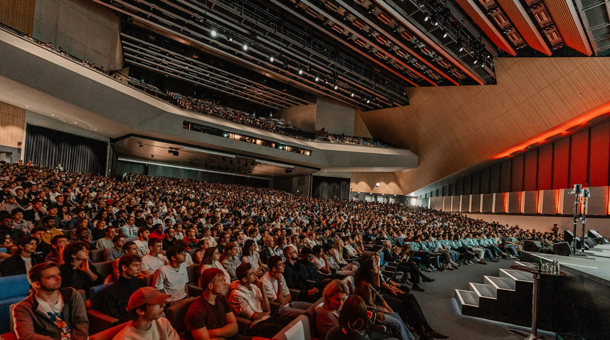 Accueil des nouveaux étudiants –  3000 personnes